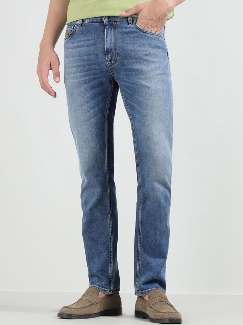 Men Slim Fit Mid-Rise Heavy Fade Jeans