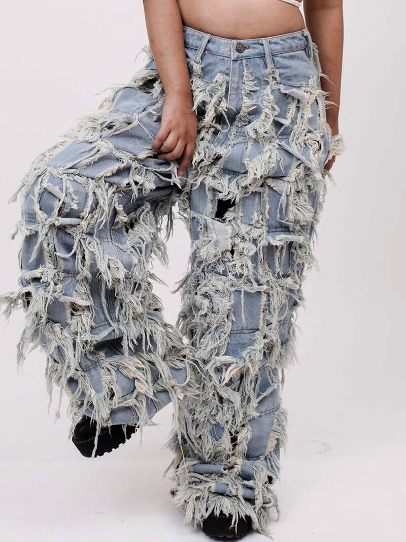 1000 Panel Distressed Jeans