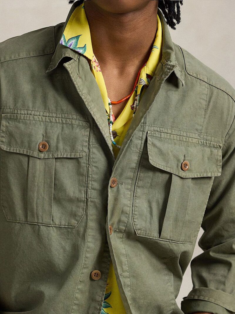Men Spread Collar Solid Cotton Casual Shirt - Image 3