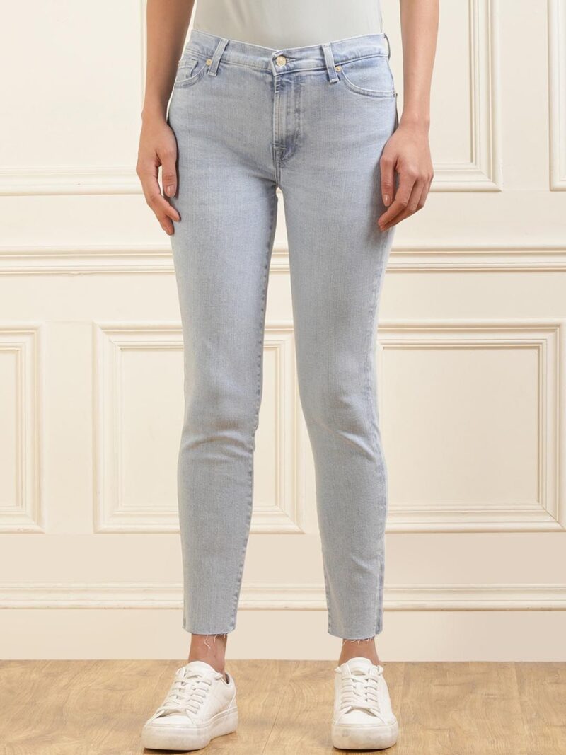 Women Skinny Fit Clean Look Jeans