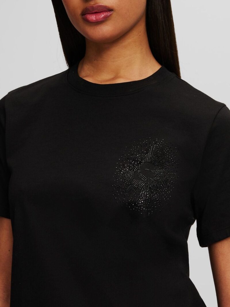 Women Pockets T-shirt - Image 2