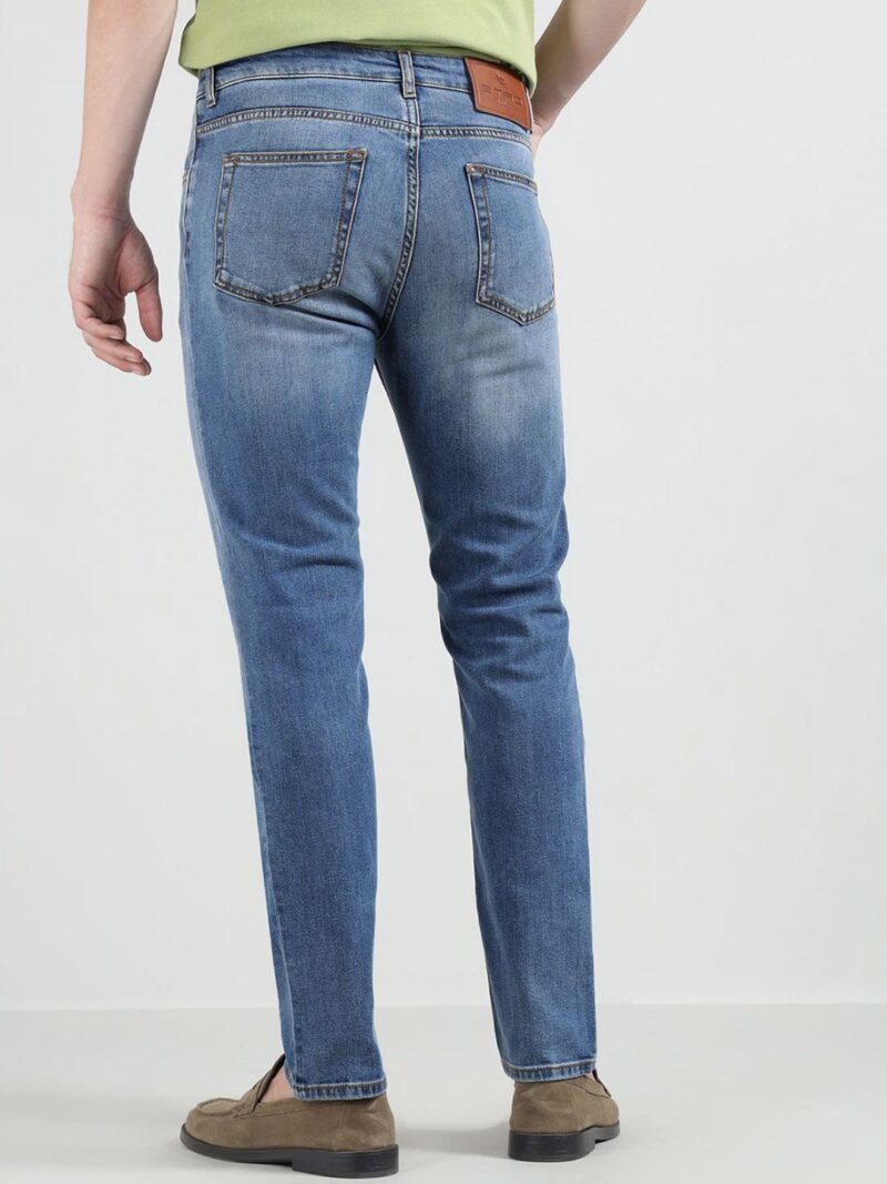 Men Slim Fit Mid-Rise Heavy Fade Jeans - Image 3